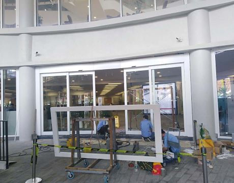 松下沐鸣2感应门