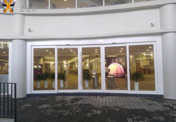 松下玻璃沐鸣2感应门